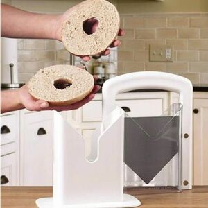 White Bagel Slicer for Effortless Cutting